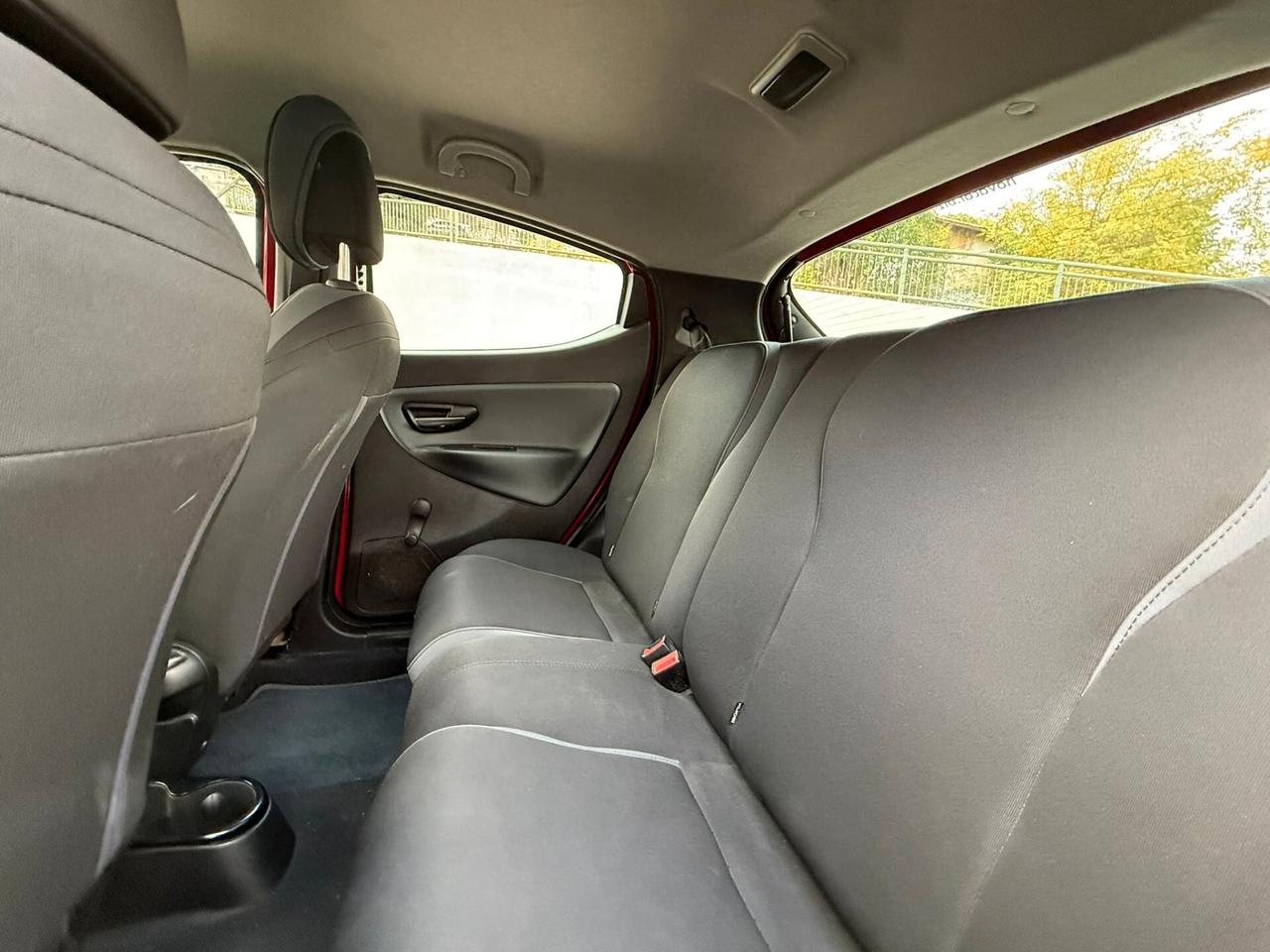 LANCIA YPS 1,2 BZ 69 CV SILVER 5P