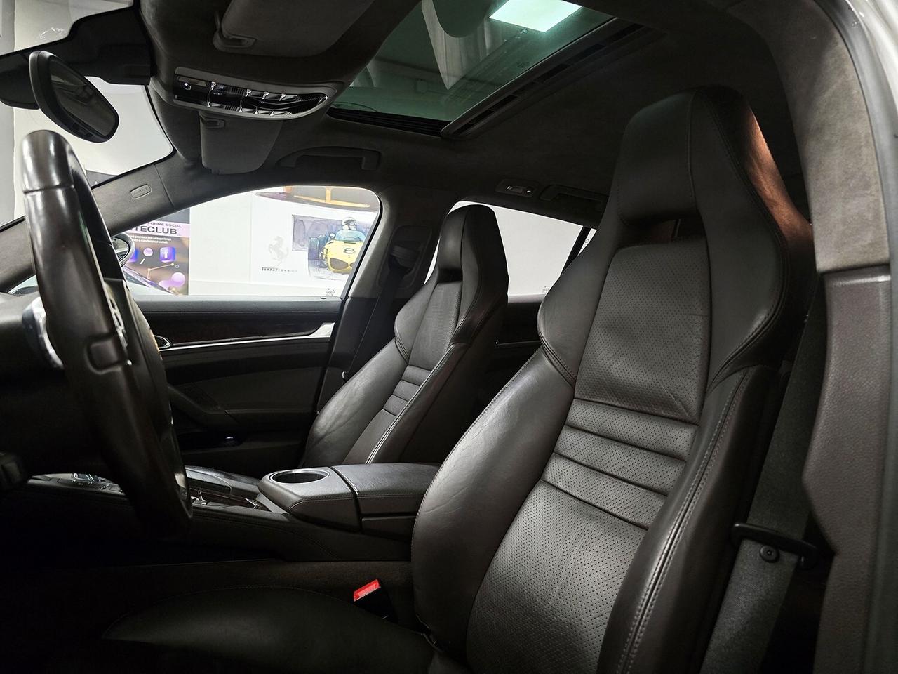 I 4.8 Turbo_SERVICE BOOK_TETTO PANORAMICO_FRENI CARBOCERAMICA_TOP_LIFT