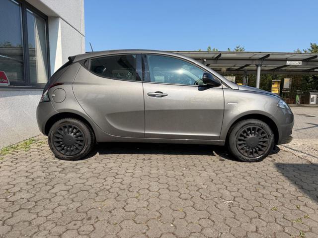 LANCIA Ypsilon 1.0 HYBRID SILVER MANUALE OK NEOPATENTATO