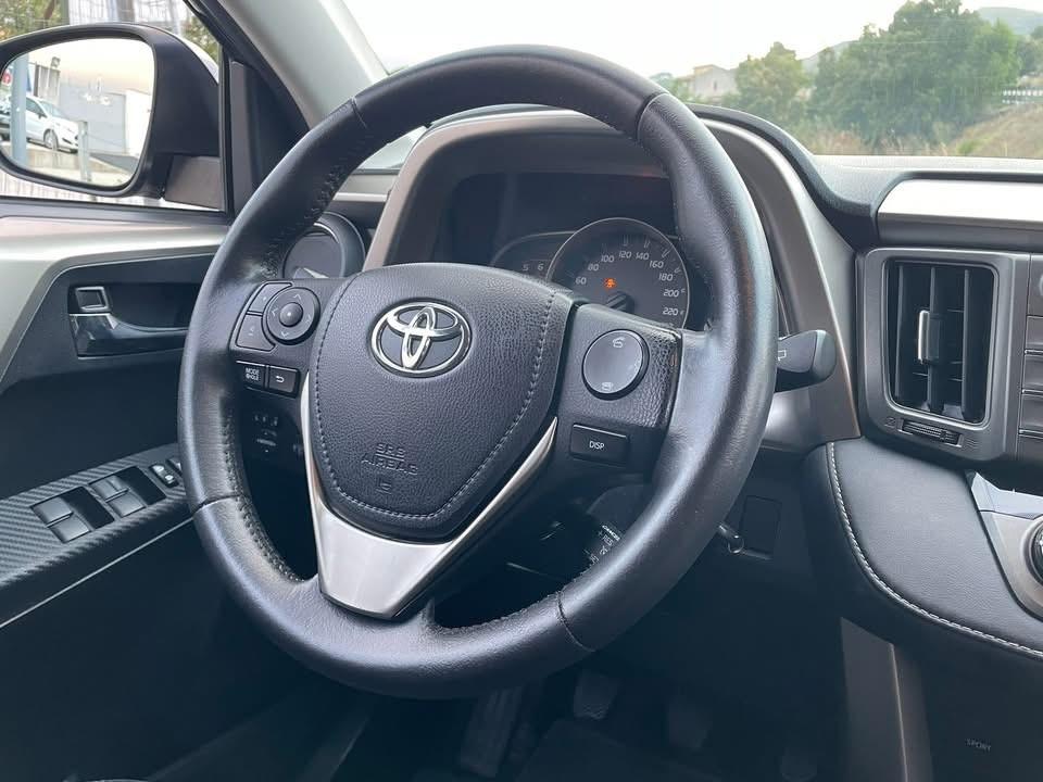 Toyota RAV 4 RAV4 2.2 D-4D 4WD Style