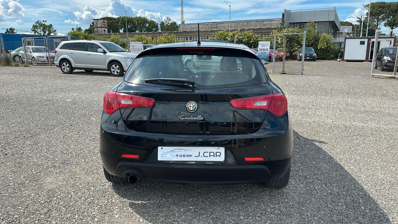 Alfa Romeo Giulietta 1.6 JTDm-2 105 CV Distinctive
