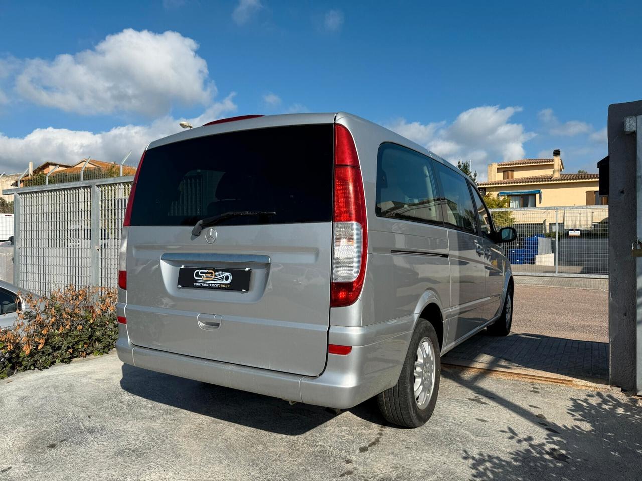MERCEDES VIANO 8 POSTI A LIBRETTO - GANCIO