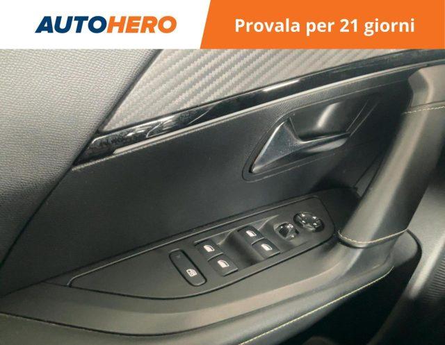 PEUGEOT 2008 motore elettrico 136 CV GT Pack