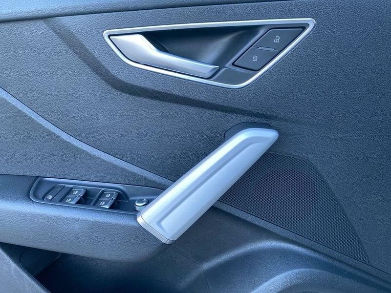 Audi Q2 35 2.0 tdi Identity Black quattro 150cv s-tronic my20