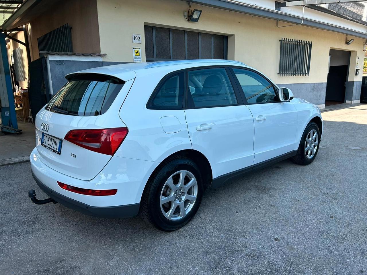 AUDI Q5 2.0 TDI 150CV - GANCIO TRAINO