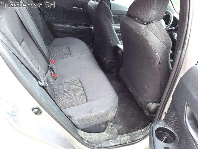 TOYOTA C-HR C-HR 1.8h Active 2wd e-cvt Navi - FY730EE
