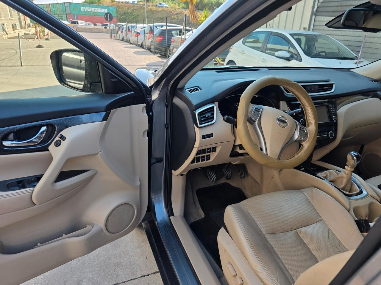 Nissan X-Trail 1.6 dCi 7 POSTI 4WD Style Edition