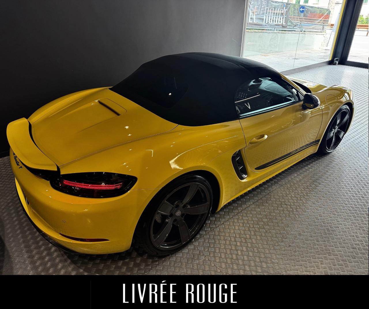 Porsche 718 Boxster T