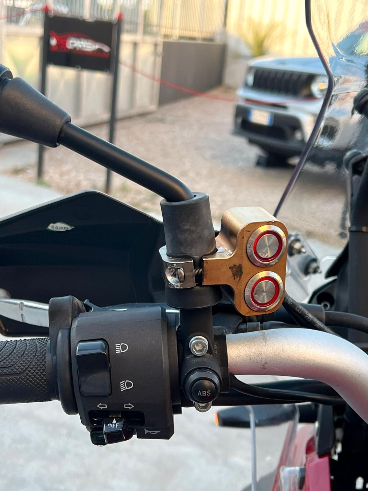 benelli trk 502