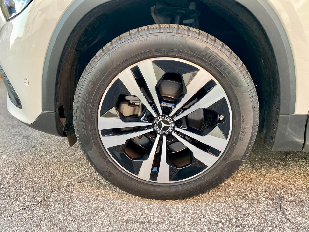 Mercedes-Benz GLA 180 d Sport Plus auto 116cv UNICO PROPRIETARIO