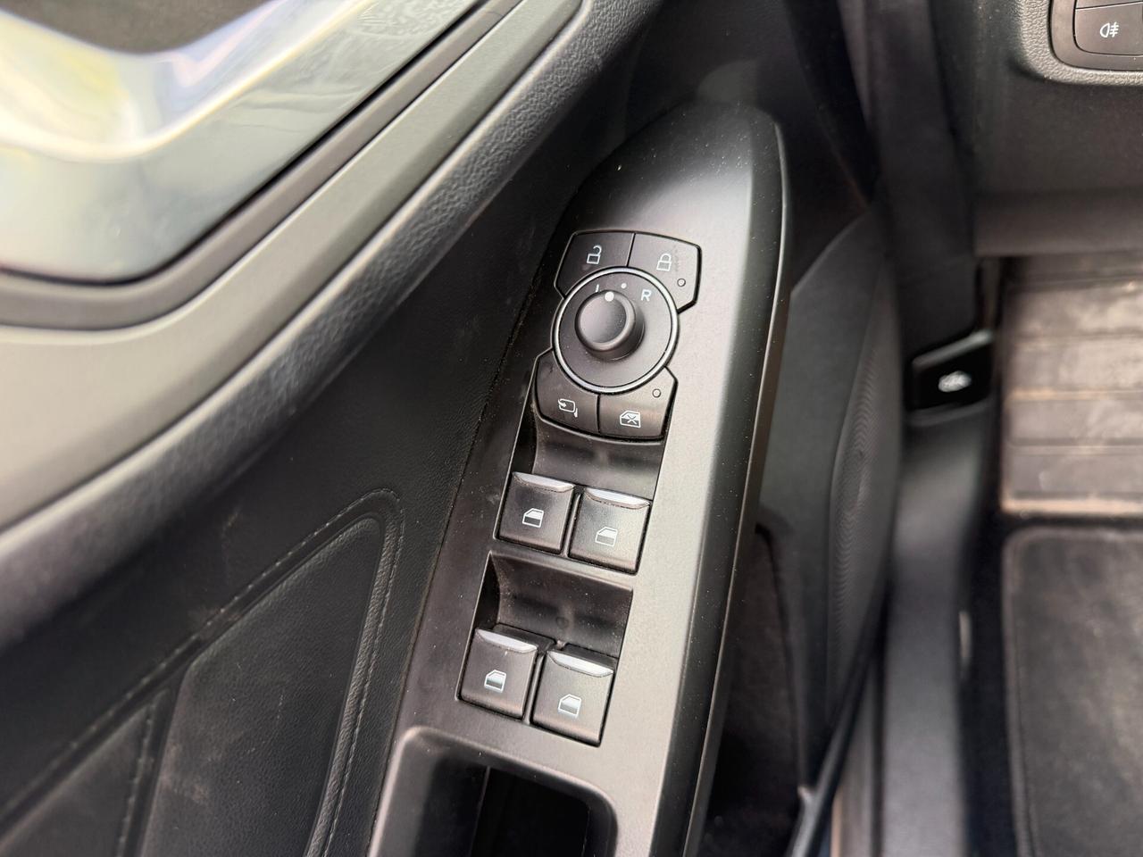 FORD FOCUS 2022 1.5 DIESEL 120 CV *LEGGI