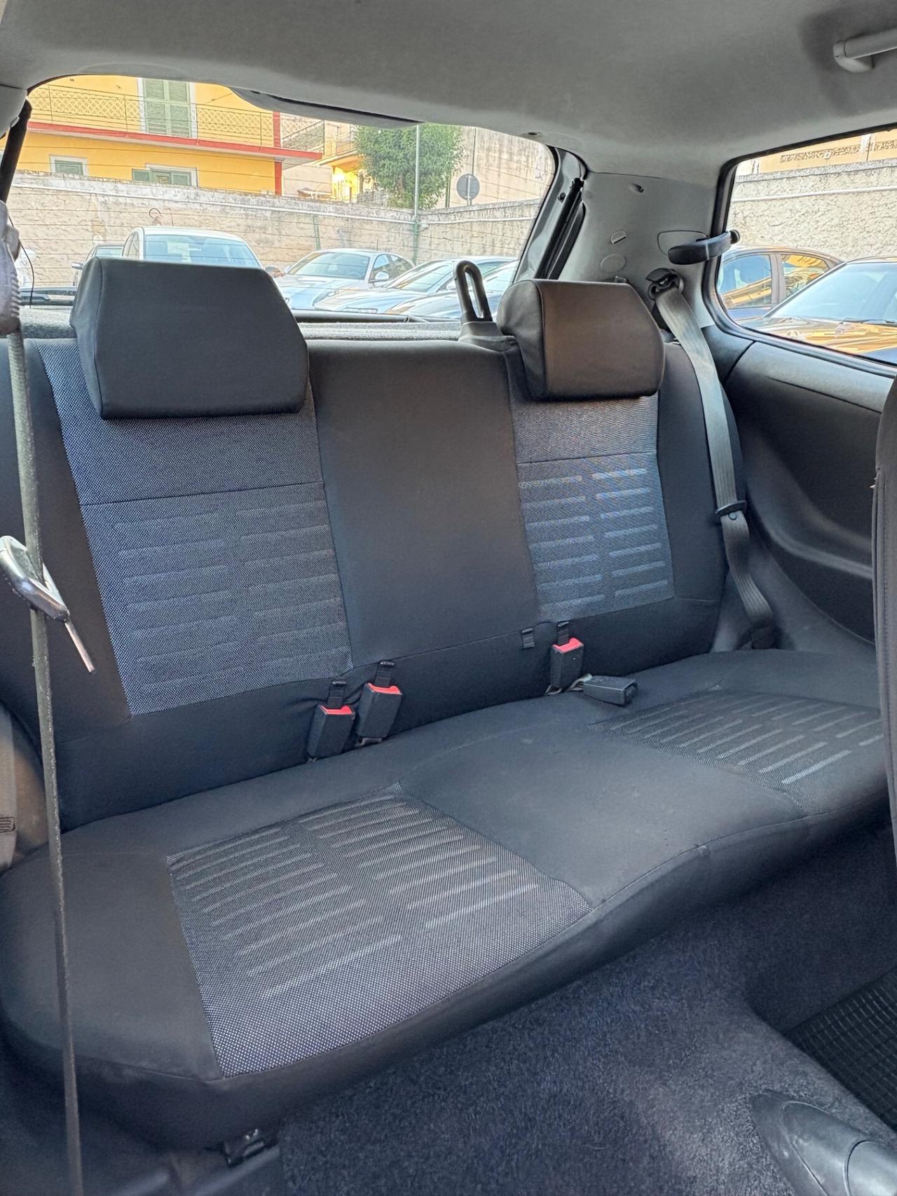 Fiat Punto 1.2 benz. 3 porte 80000km 1 prop.