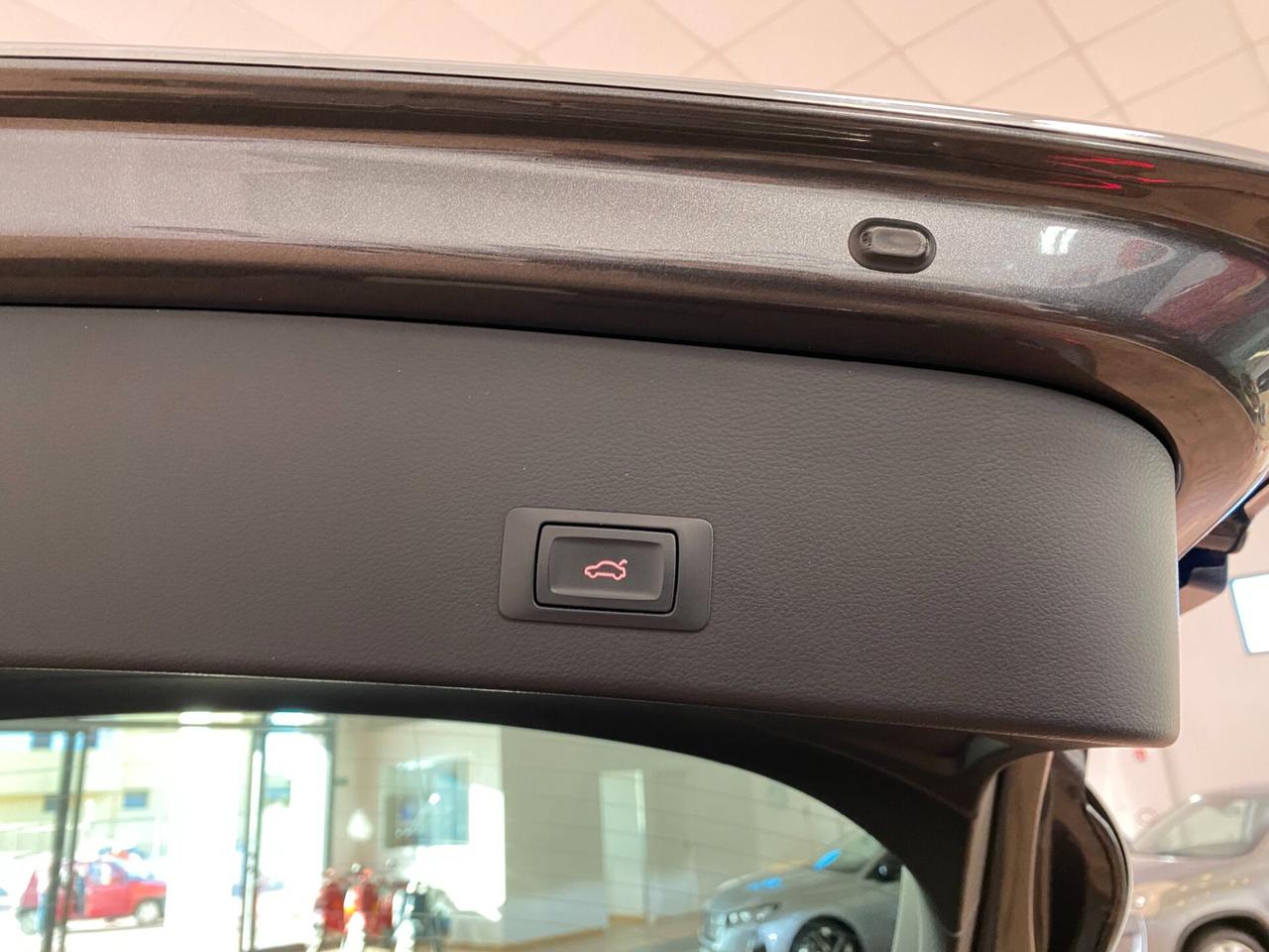 Audi A6 Avant 2.0 TDI ultra S tronic Business Plus