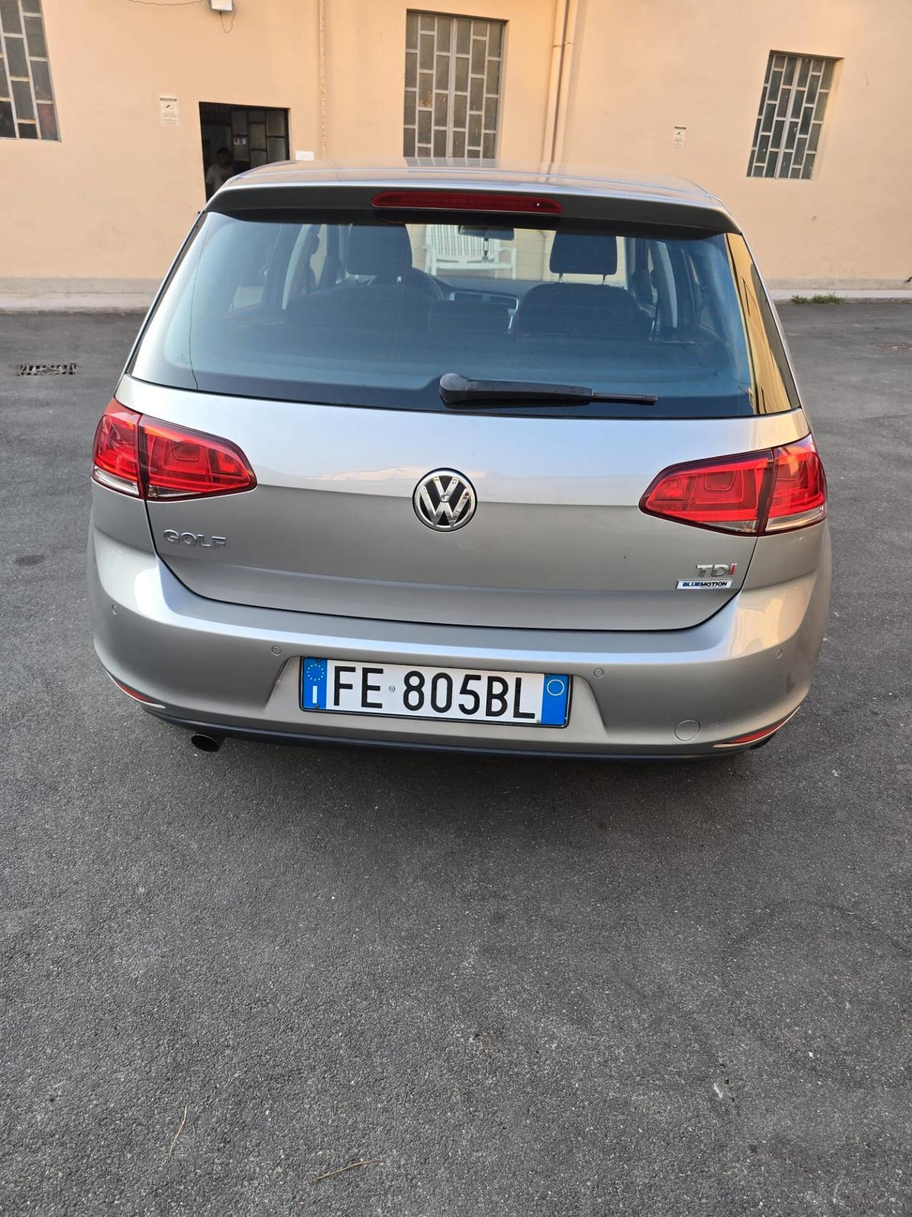 Volkswagen Golf 1.6 TDI 110 CV 5p. Executive BlueMotion Technology garanzia 12 mesi