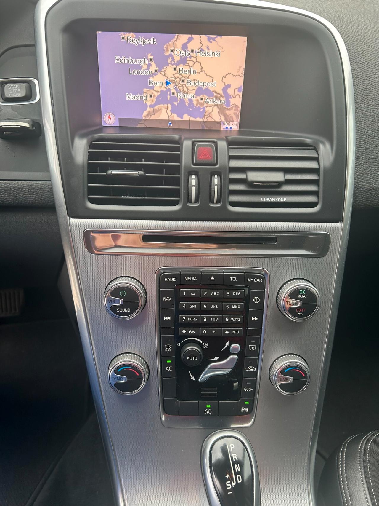 Volvo XC 60 D3 Geartronic R-design "AUTO"
