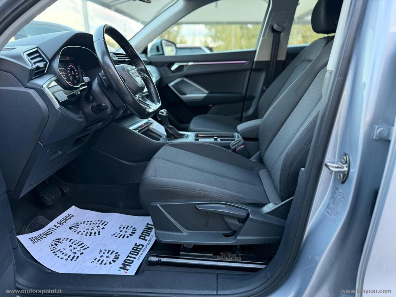 AUDI Q3 35 TDI S tronic Business