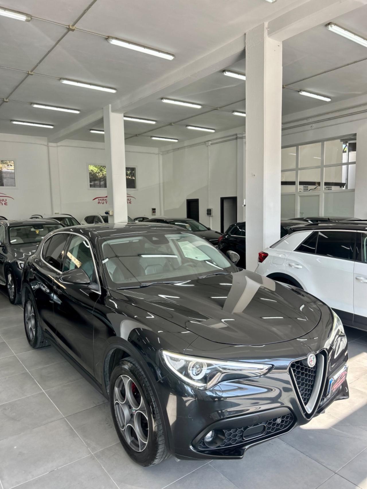 Alfa Romeo Stelvio 2.2 210 CV AT8 Q4 FINANZIABILE