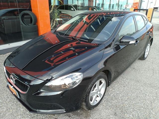 VOLVO - V40 - D2 Geartronic