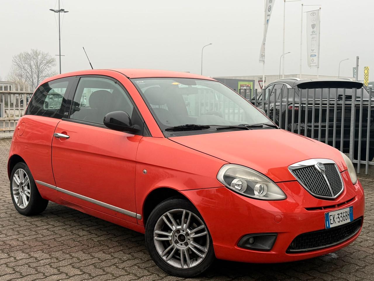 Lancia Ypsilon 1.2 69 CV 5 porte GPL Ecochic Platinum