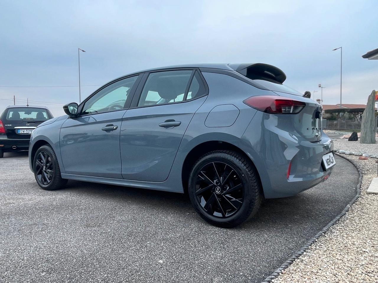 Opel Corsa 1.2 100 CV YES