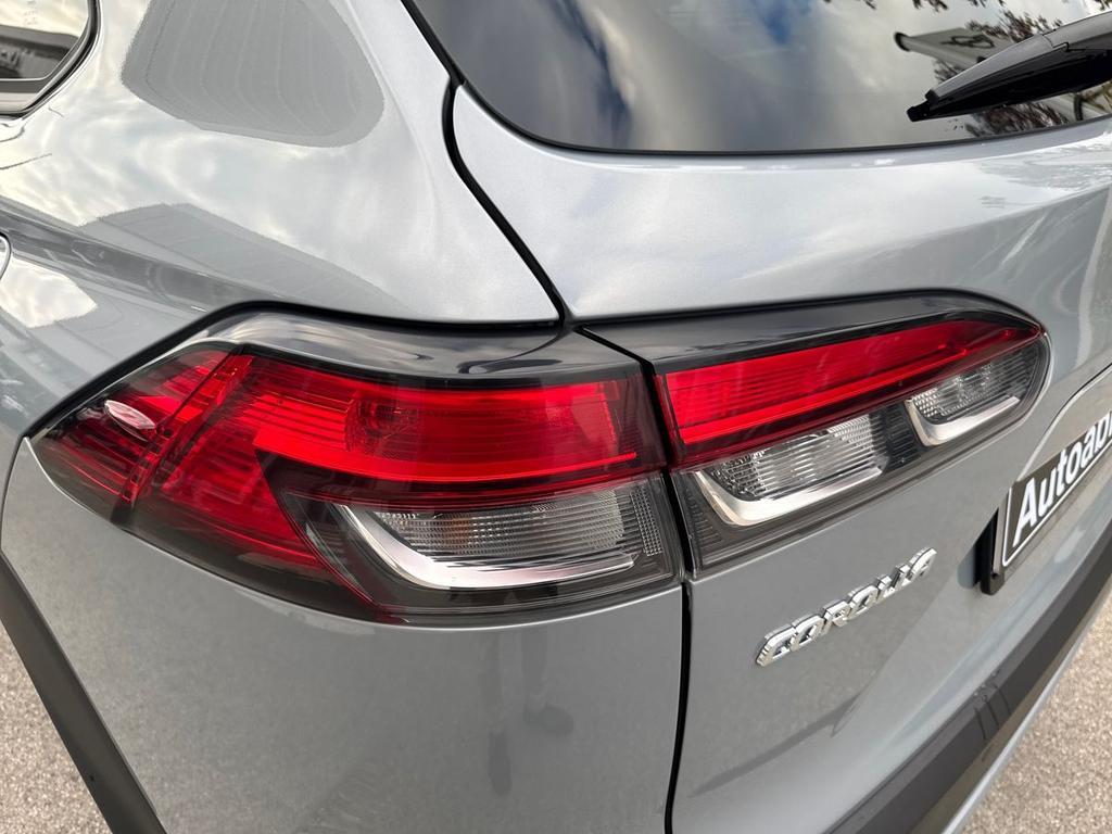 Toyota Corolla Cross 1.8 VVT-i Hybrid Lounge 2WD E-CVT