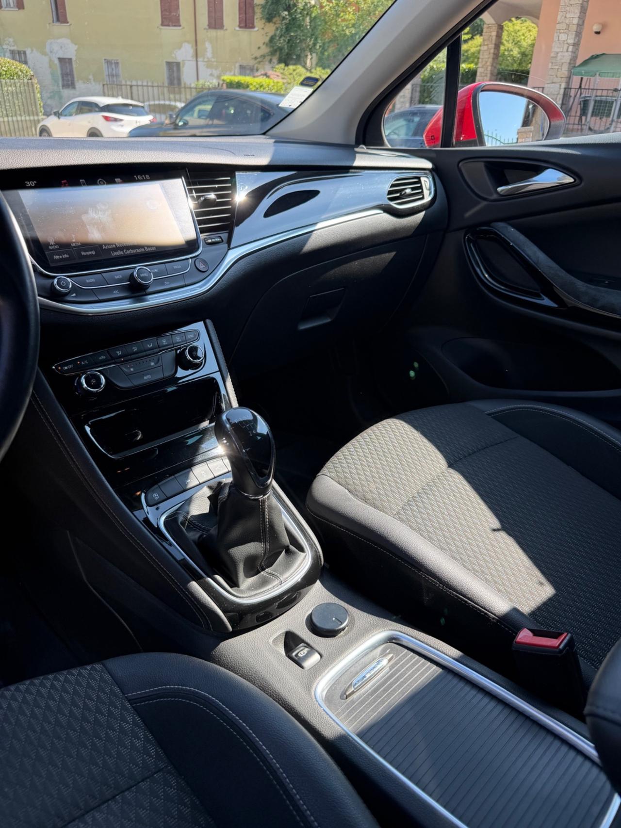 Opel ASTRA PREMIUM KMCERT GARANZ UNICOPR