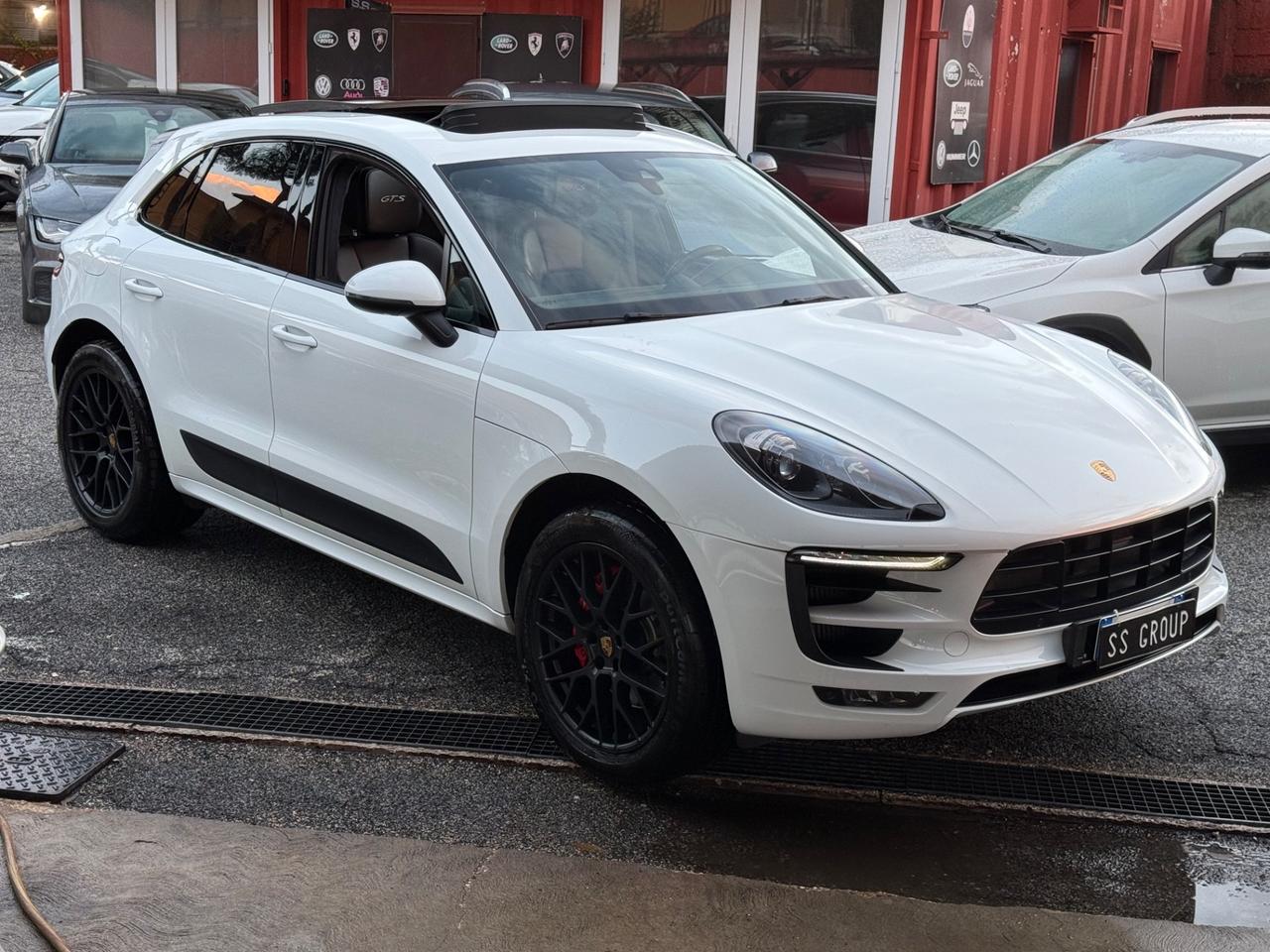 Macan 3.0 GTS-STRAFULL-NO VINCOLI-PERMUTE