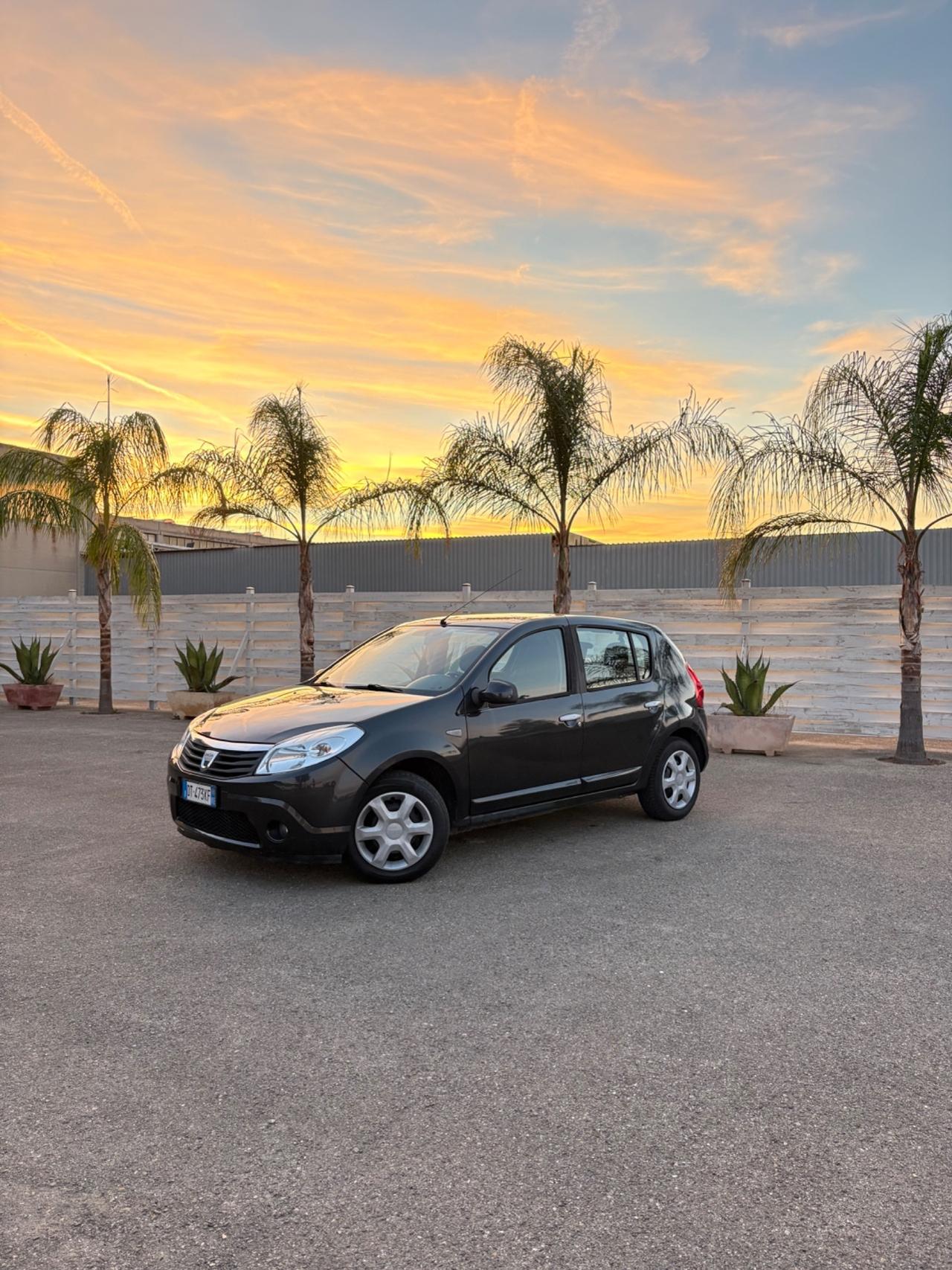 Dacia Sandero 1.4 GPL casa madre adatta a neo patentati