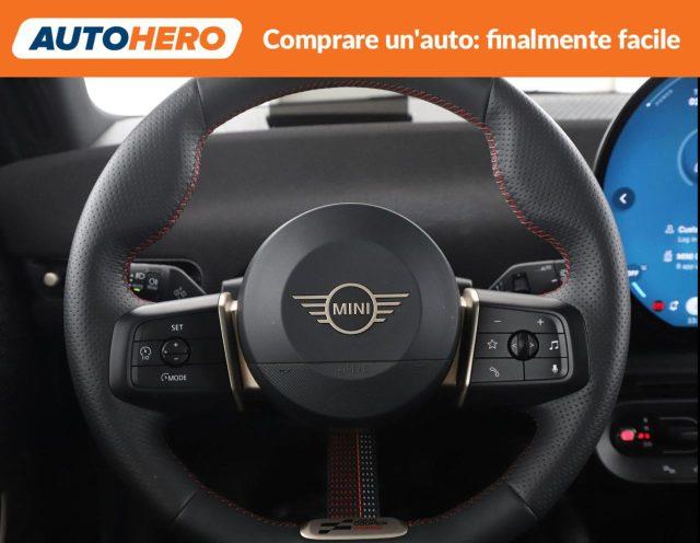 MINI Cooper SE JCW