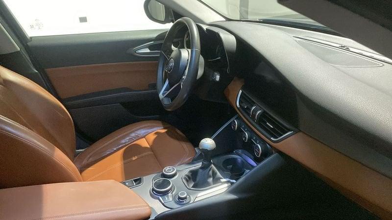 Alfa Romeo Giulia 2.2 Turbodiesel 180 CV Super