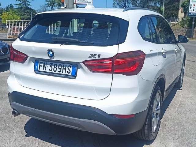 BMW X1 X1 sdrive18d Business ** AUTOM.+PELLE+APPLE **