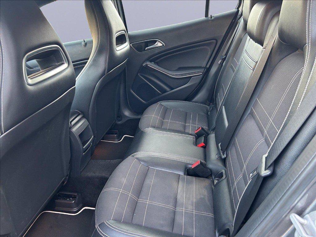 MERCEDES GLA 200 d (cdi) Executive 4matic auto del 2015