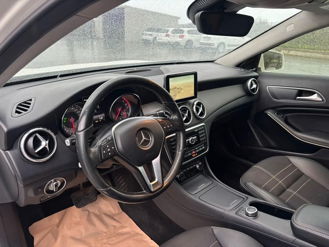 Mercedes-benz GLA 220 GLA 220 CDI Automatic Sport