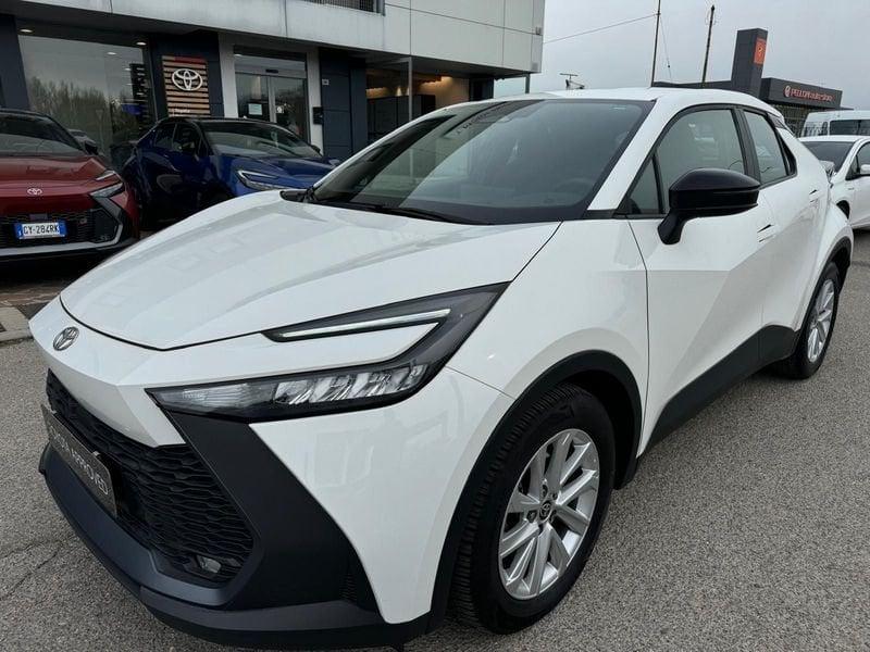 Toyota C-HR 1.8 HV E-CVT Active MY24