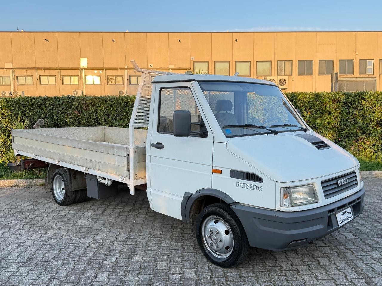 IVECO DAILY 35-8 2.5 DIESEL 70.000KM