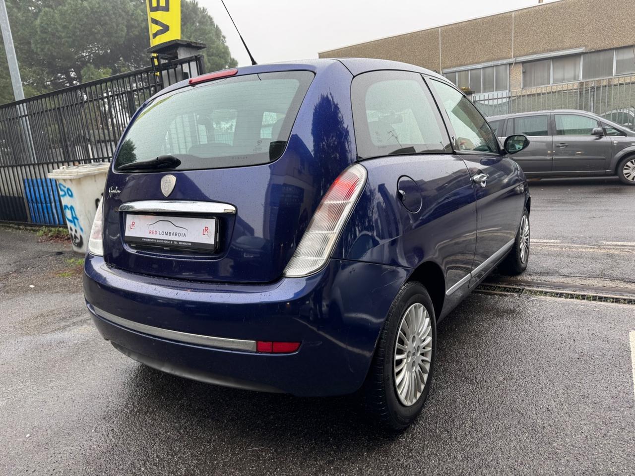 Lancia Ypsilon 1.2 Oro Giallo Ypsilon 1.2 Modamilano (44 kw)