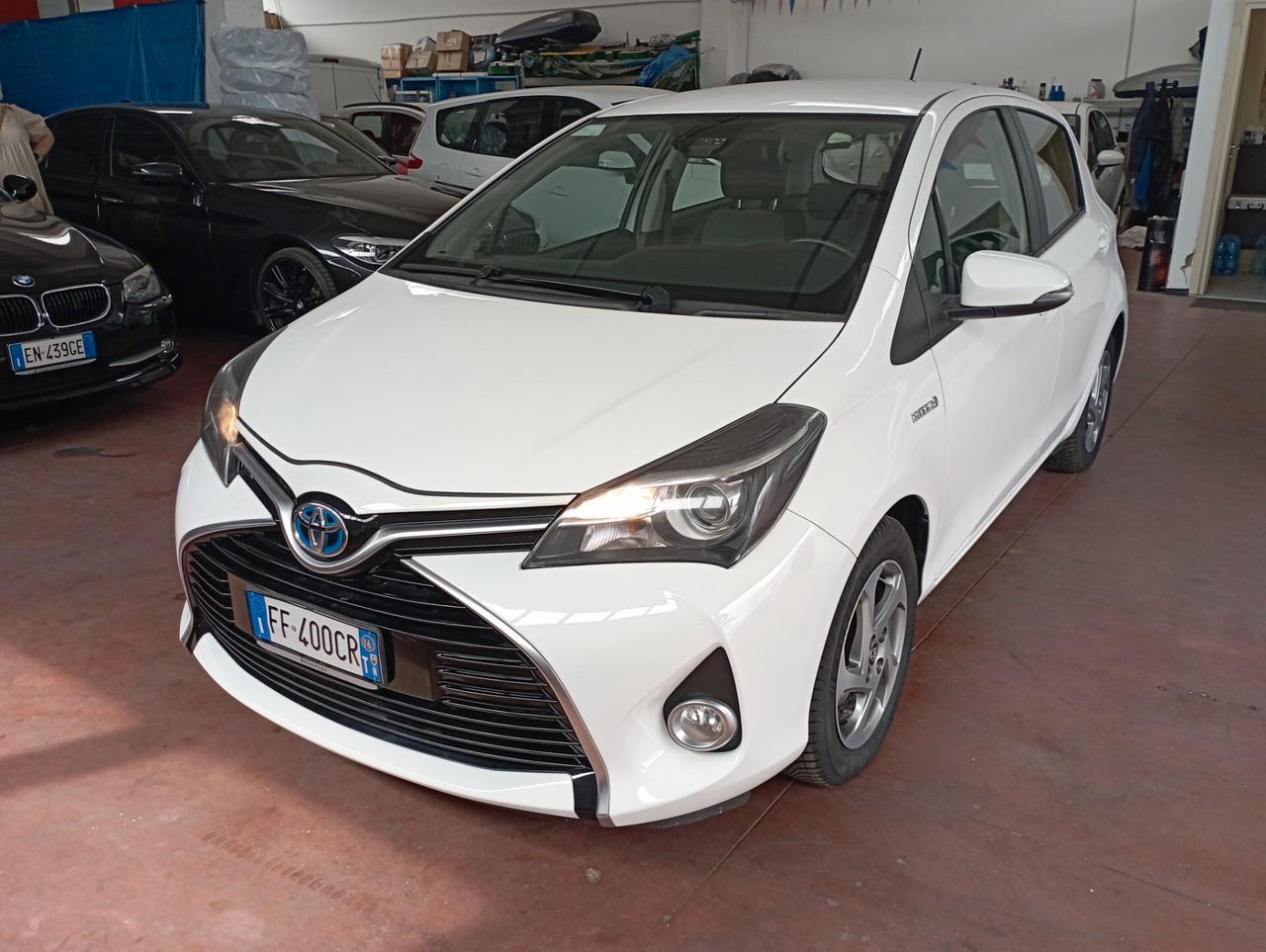 Toyota Yaris 1.5 Hybrid 5 porte Cool
