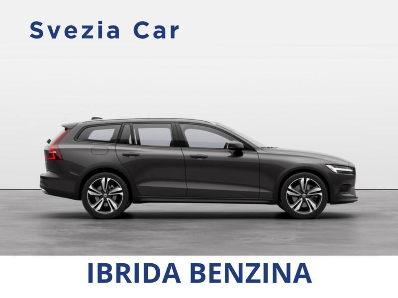 Volvo V60 Cross Country B5 AWD automatico Plus