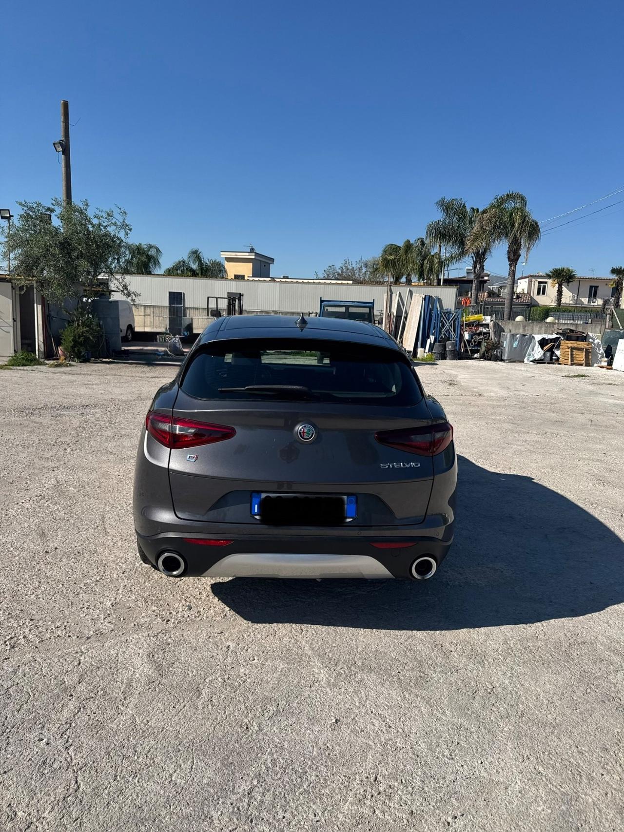 Alfa Romeo Stelvio 2.2 Turbodiesel 190 CV AT8 Q4 Business