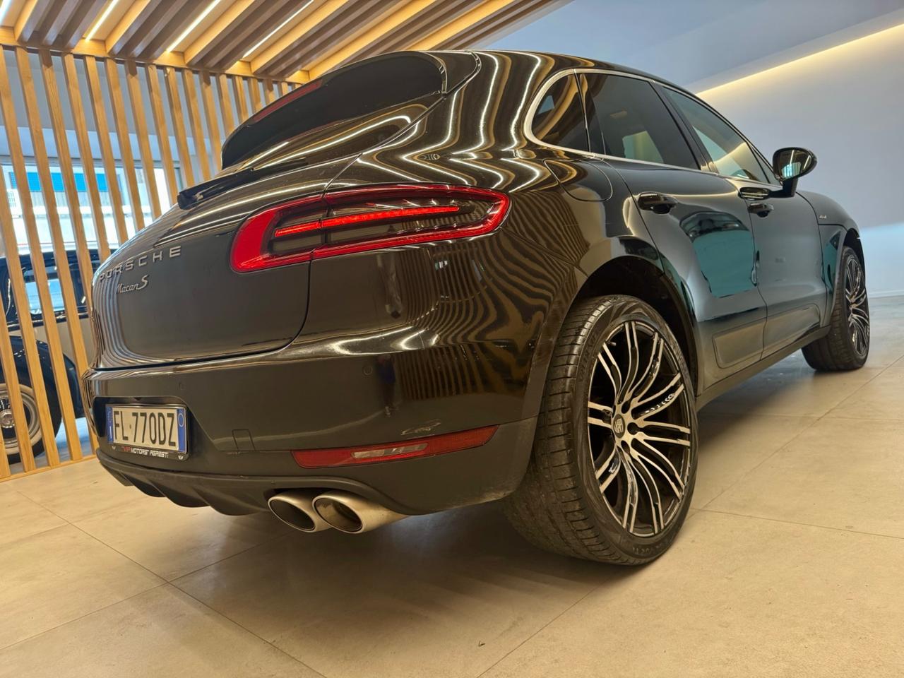 Porsche Macan 3.0 S Diesel RESTLYNG 2017 FULL OPTIONALS GARANZIA TOTALE