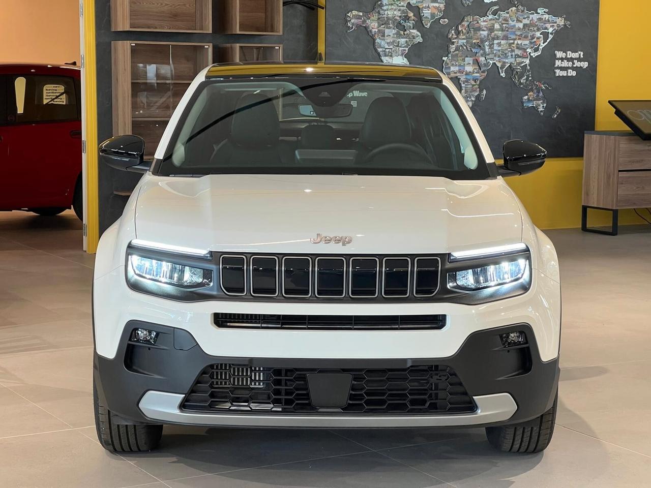 Jeep Avenger 1.2 Turbo 100 CV MHEV Tech & Sky
