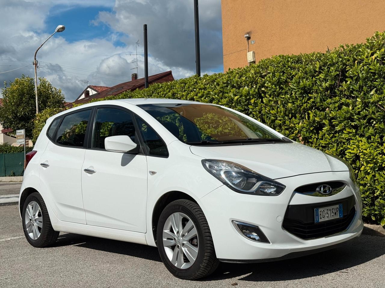 Hyundai iX20 1.4 90 CV neopatentati