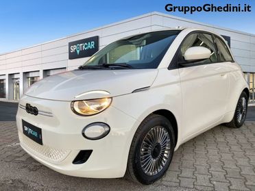 FIAT 500 La Prima Berlina 42 kWh