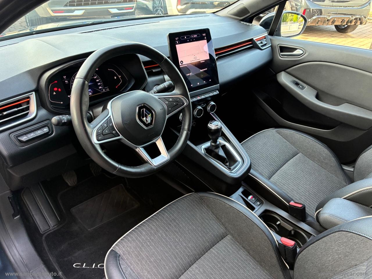 RENAULT Clio TCe 90 CV 5p. Zen
