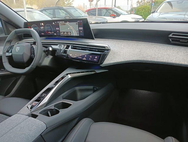 PEUGEOT 5008 Allure Business Hybrid 145 e-DCS6 GT 7 Posti