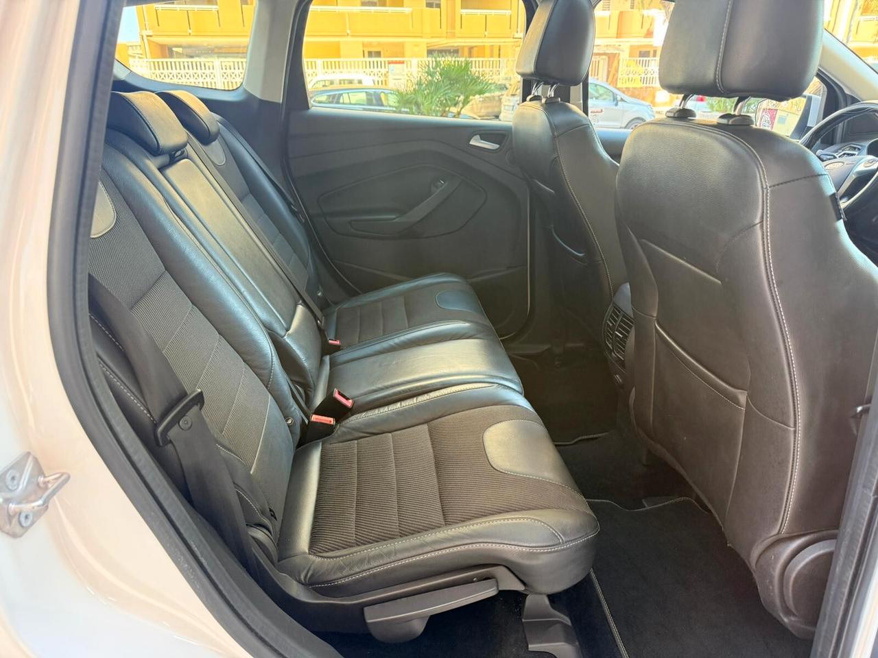 Ford Kuga 2.0 TDCI 150 CV S&S 4WD Powershift Titanium X