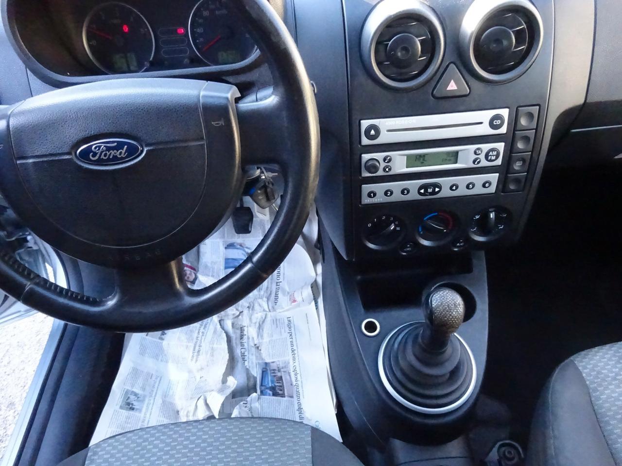 Ford Fusion 1.4 TDCi 5p. Azura