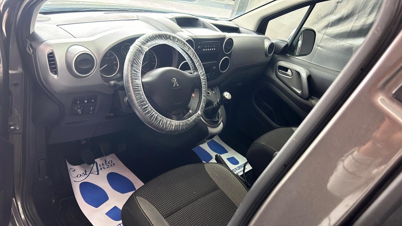 Peugeot Partner Tepee 1.6 BlueHDi 120cv Outdoor 2015