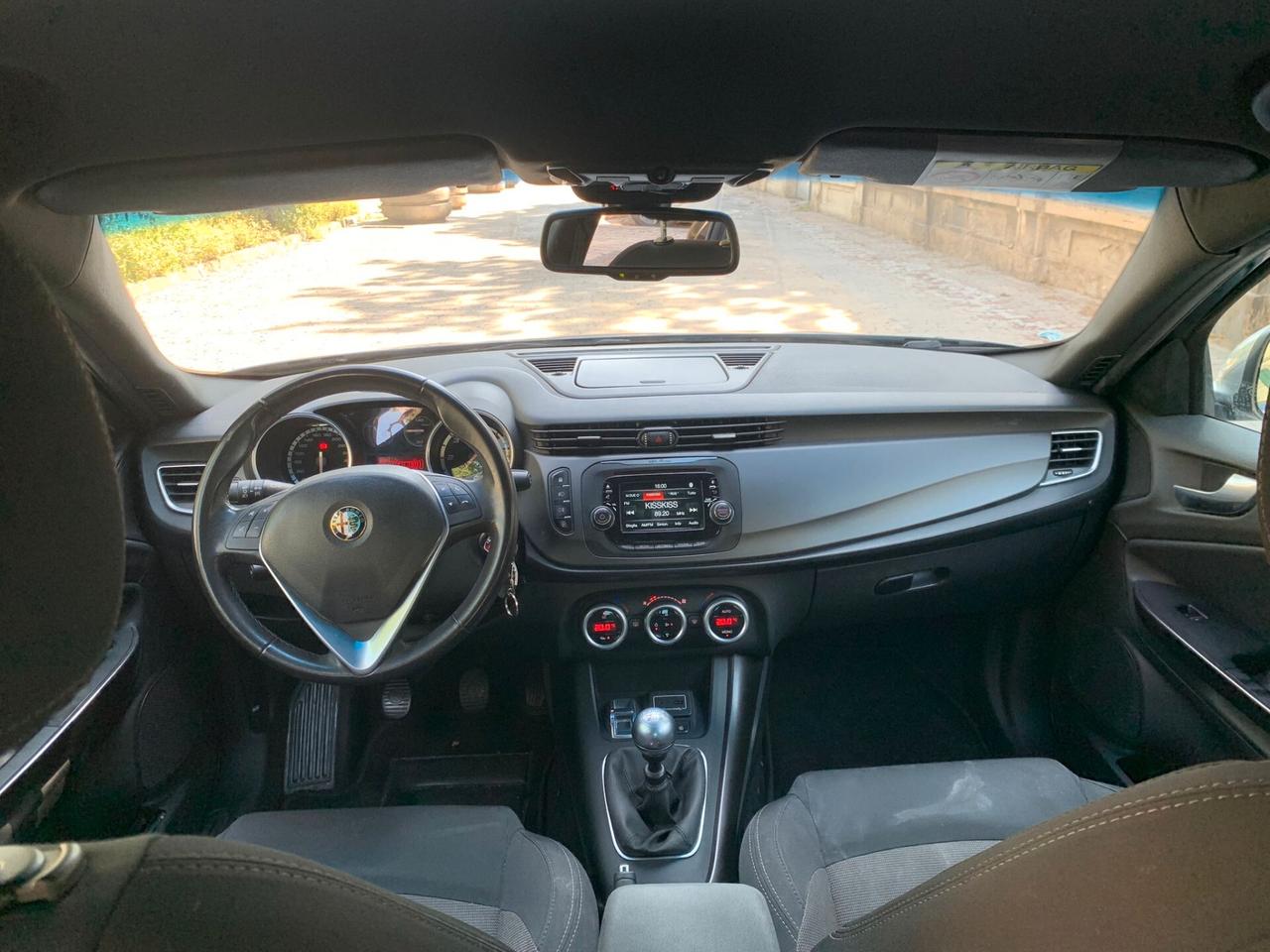 Alfa Romeo Giulietta 2.0 JTDm-2 150 CV Distinctive