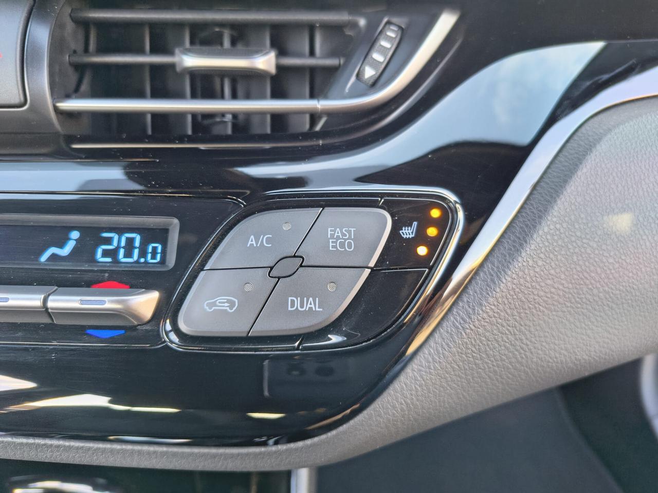 Toyota C-HR 2.0 Hybrid E-CVT Morebusiness *prezzo reale*